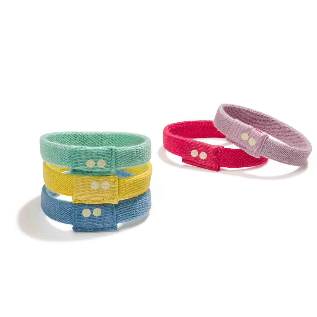 Five Hair ties in Rainbow color combo.
