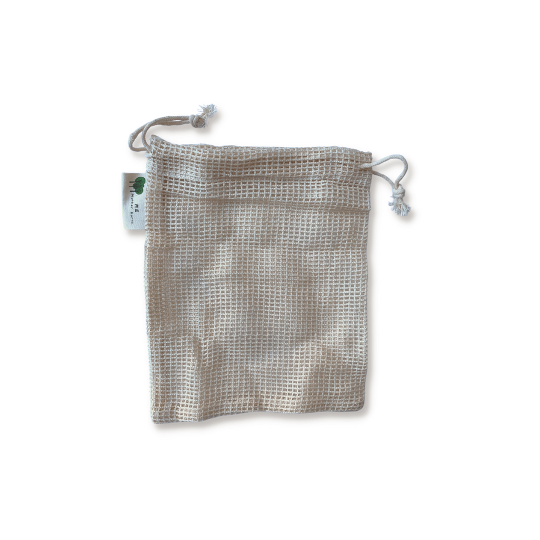 Me Mother Earth Hemp Cotton & Bamboo Makeup Removal Set Featuring Cotton Laundry Bag.